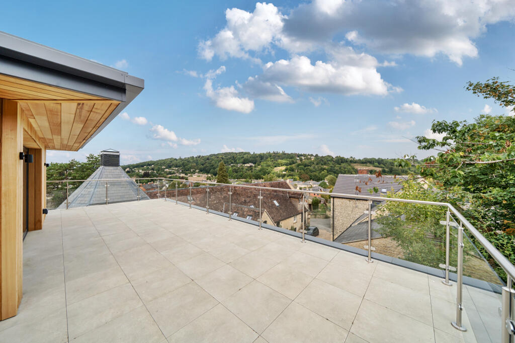 Tetbury Lane, Nailsworth, GL6 photo 3