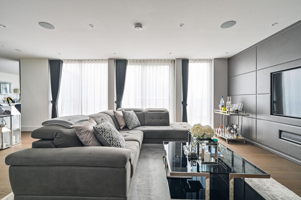 3 bedroom flat for rent