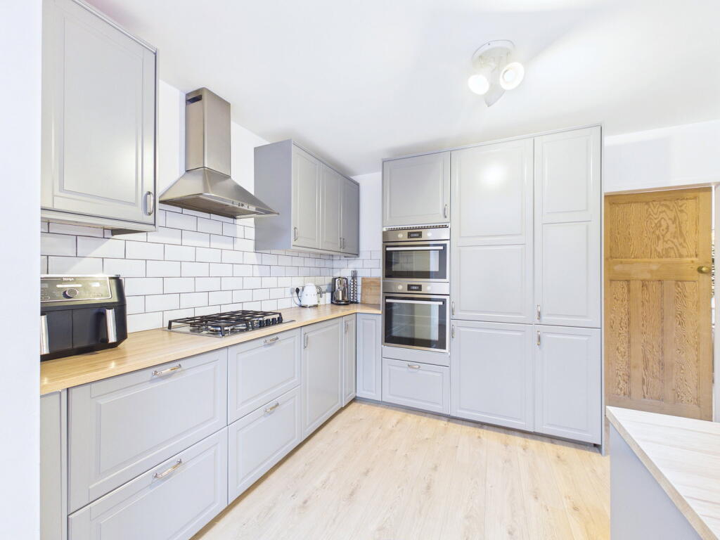 House in Nottingham - More