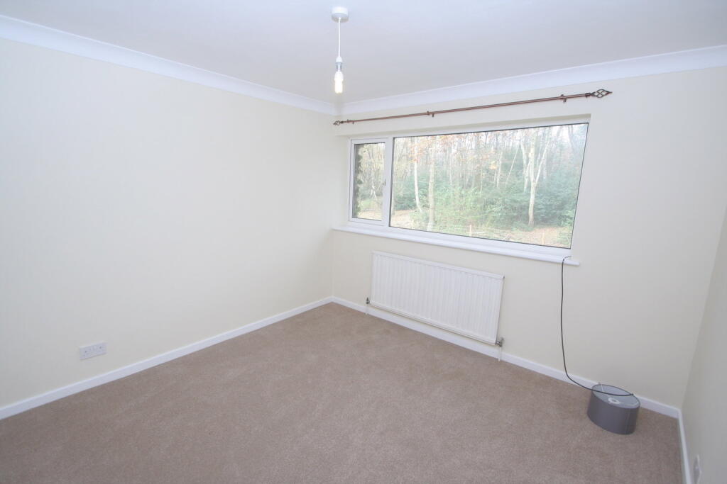 House in Basingstoke and Deane, Tadley - View 4