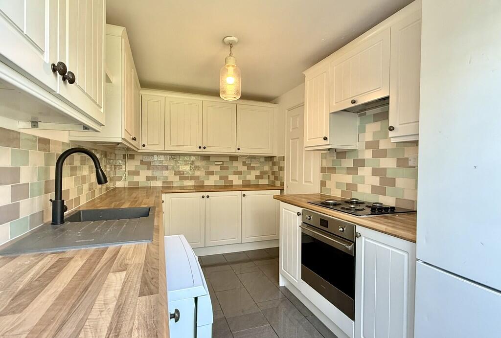 House in Gosport, Hampshire - View 3