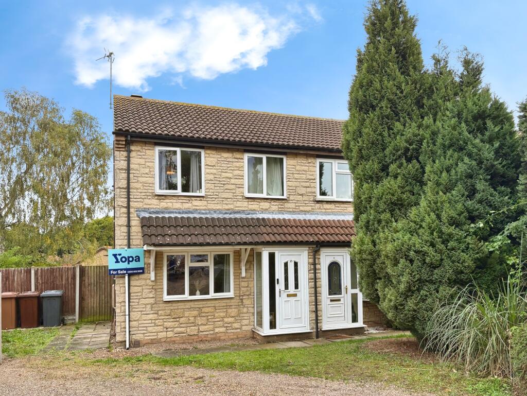 3-bed semi-detached on Sywell Close, Lincoln, LN6, £200,000