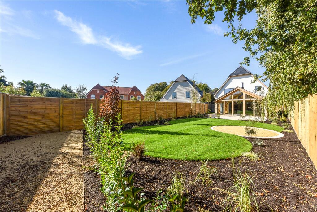 Claytons Corner, Birdham, Chichester, West Sussex, PO20 photo 5