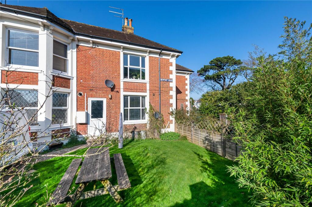 Main image of property: London Road, Burgess Hill, West Sussex, RH15
