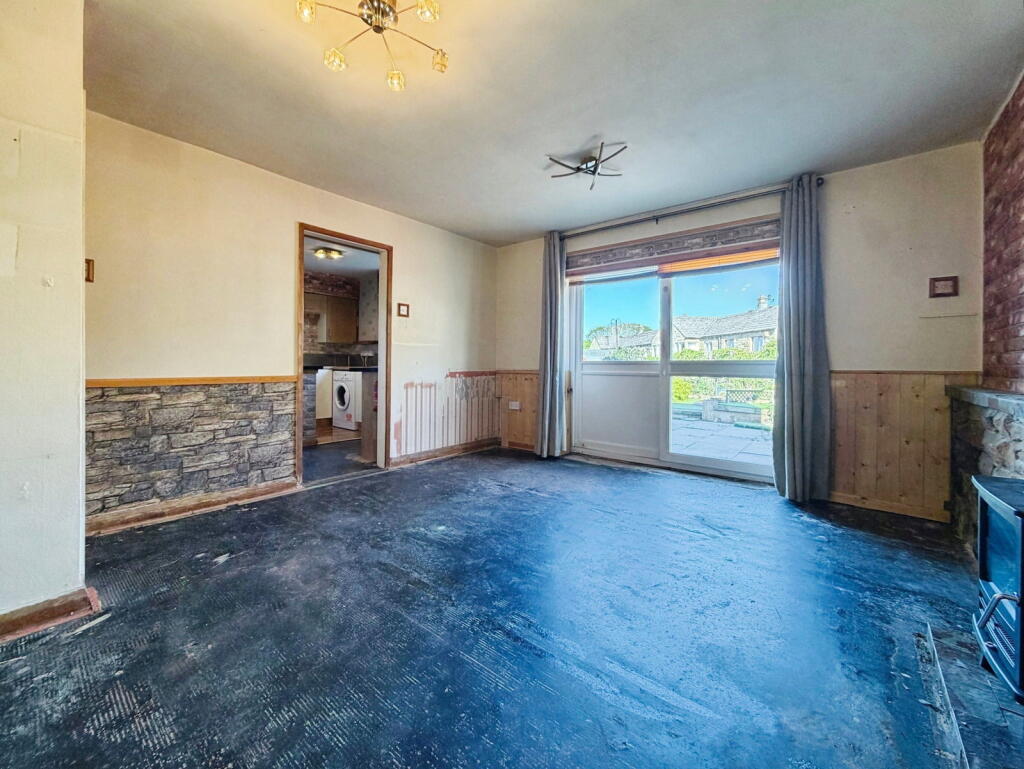 Earls View, Sutton-in-Craven, North Yorkshire, BD20 7PR photo 3