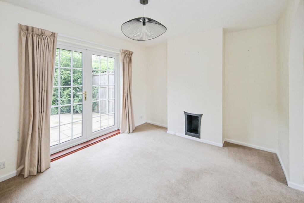 House in Solihull, West Midlands - View 5