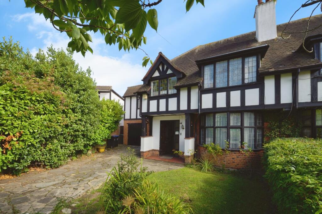 Main image of property: Grange Crescent, CHIGWELL, Essex, IG7