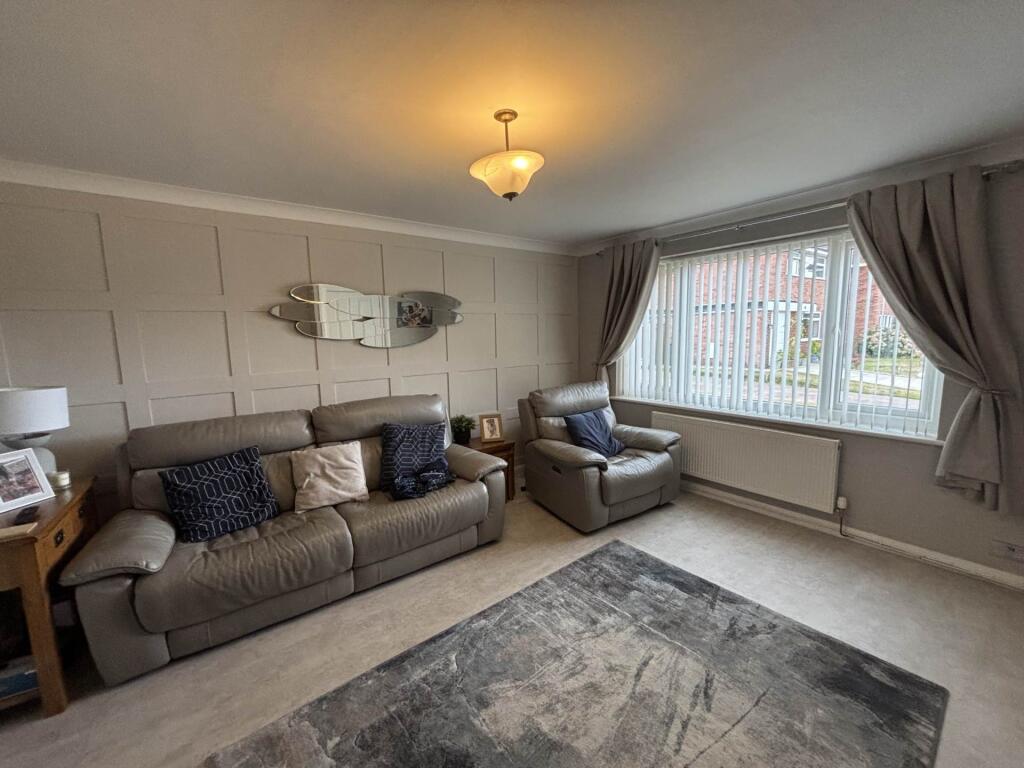 House in Oldham - View 5