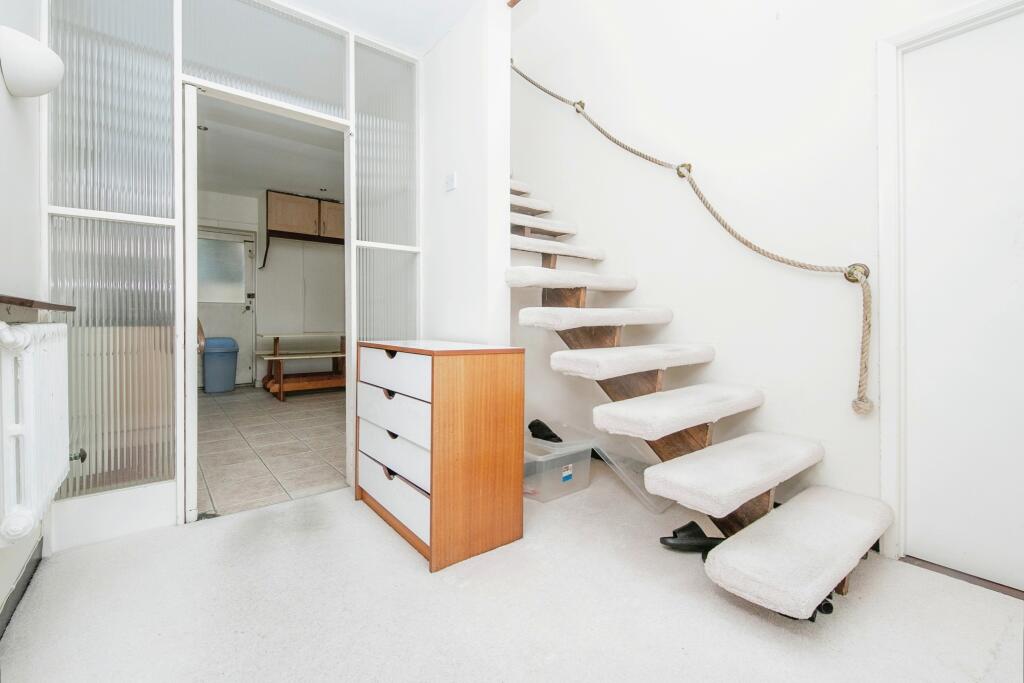 Main image of property: Warrington Road, Ipswich, Suffolk, IP1