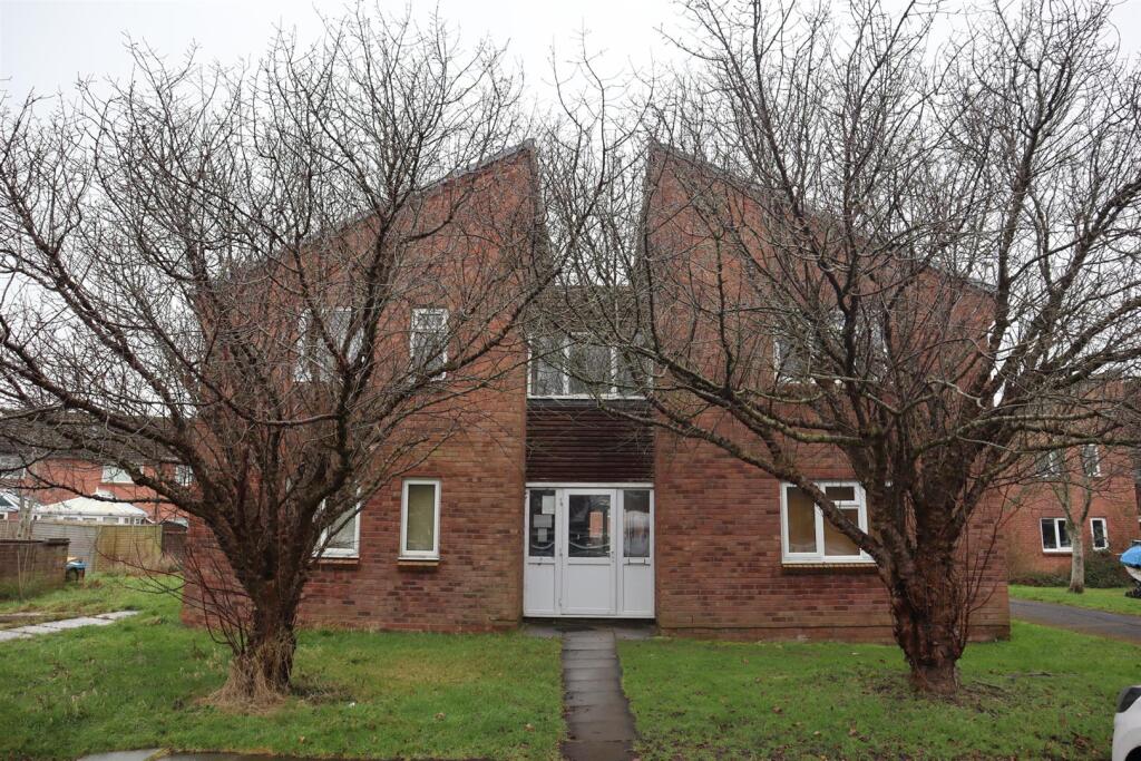 Main image of property: Stonebridge, Clevedon