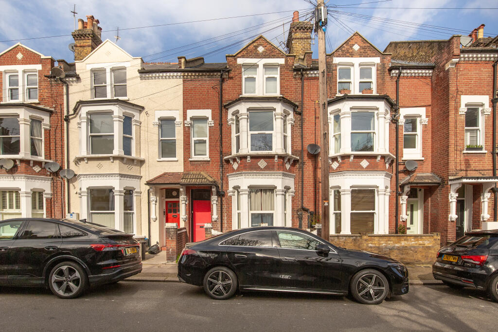 Main image of property: 10 Comyn Road, Clapham, London, SW11 1QD