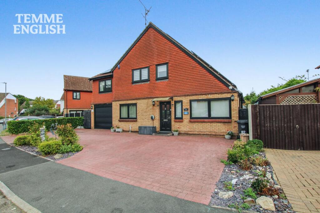 Main image of property: Brackley Crescent, Basildon, SS13