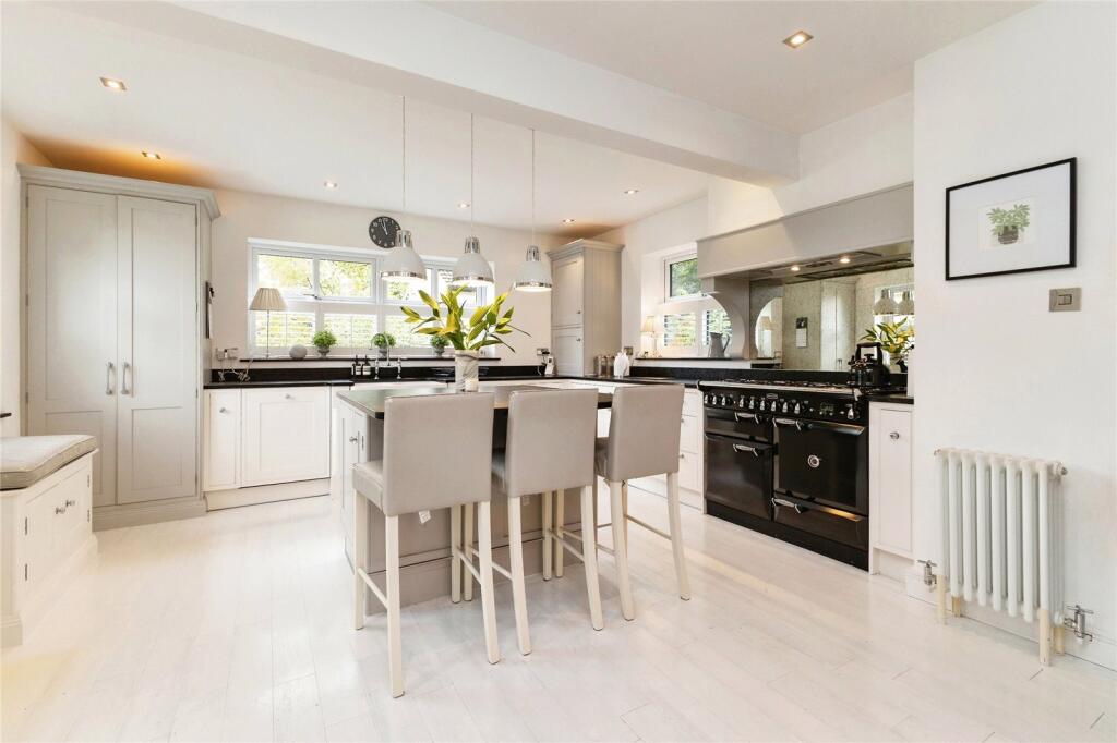 House in Egglescliffe, Kingsmead - View 3