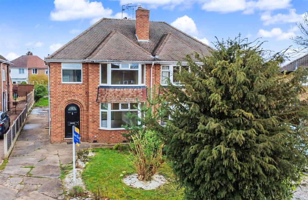 Main image of property: Clumber Avenue, Beeston, Nottingham