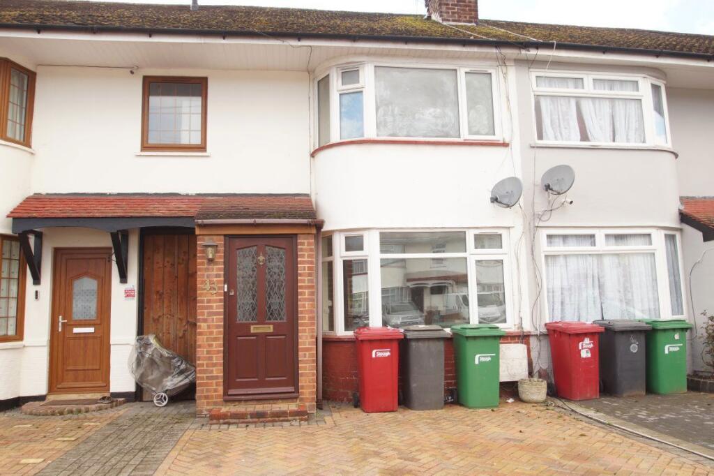 Main image of property: Lewins Way, Cippenham