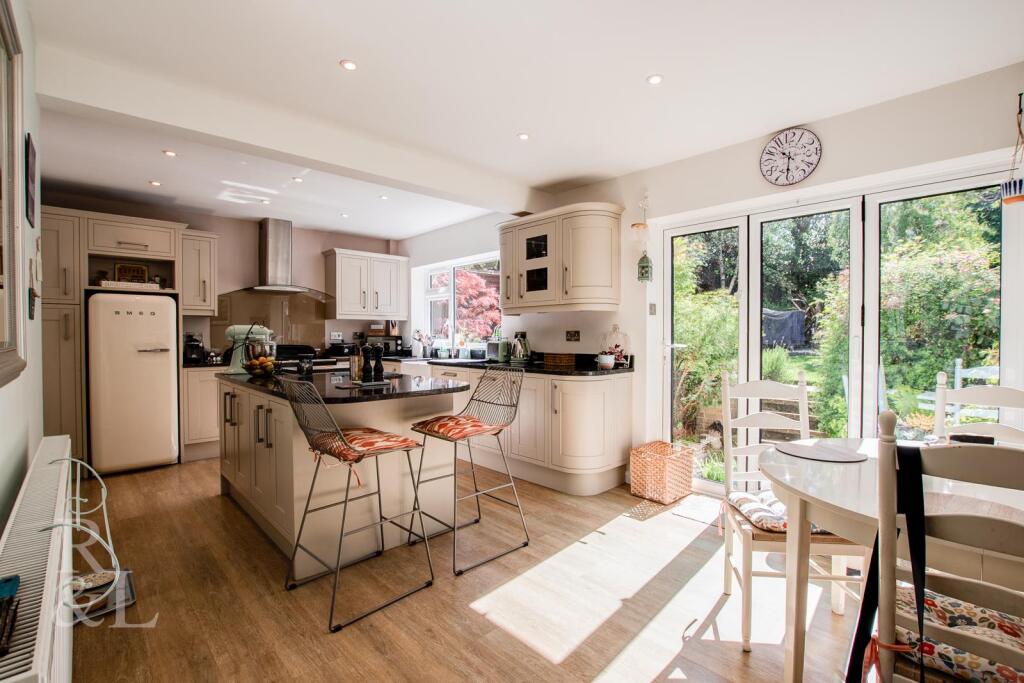 Brook View Drive, Keyworth, Nottingham - View 3