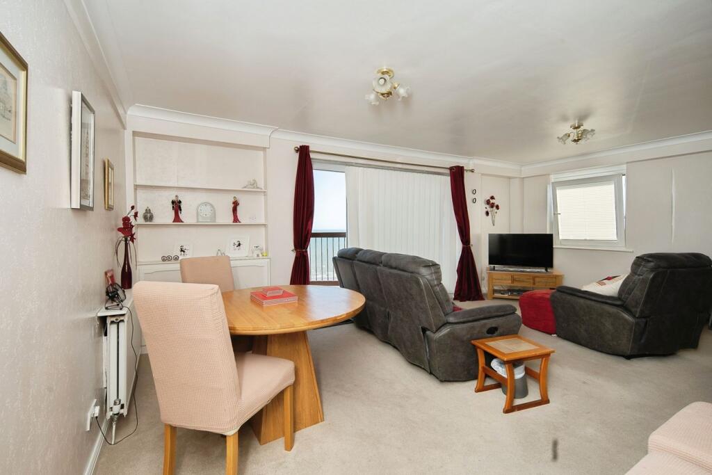 Apartment in Tonbridge - More