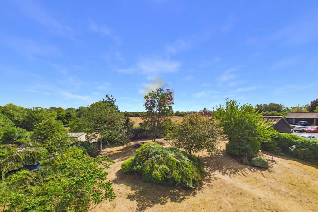 Barn view road, Coggeshall photo 2