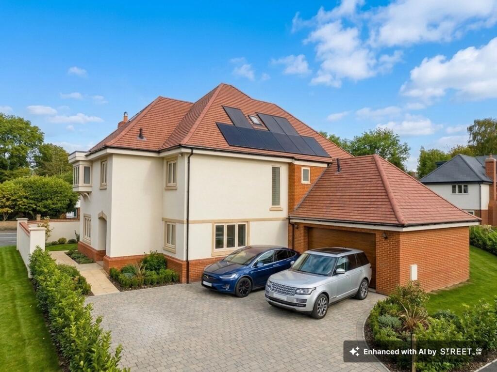 Main image of property: Lavender Gardens, Worsley, M28