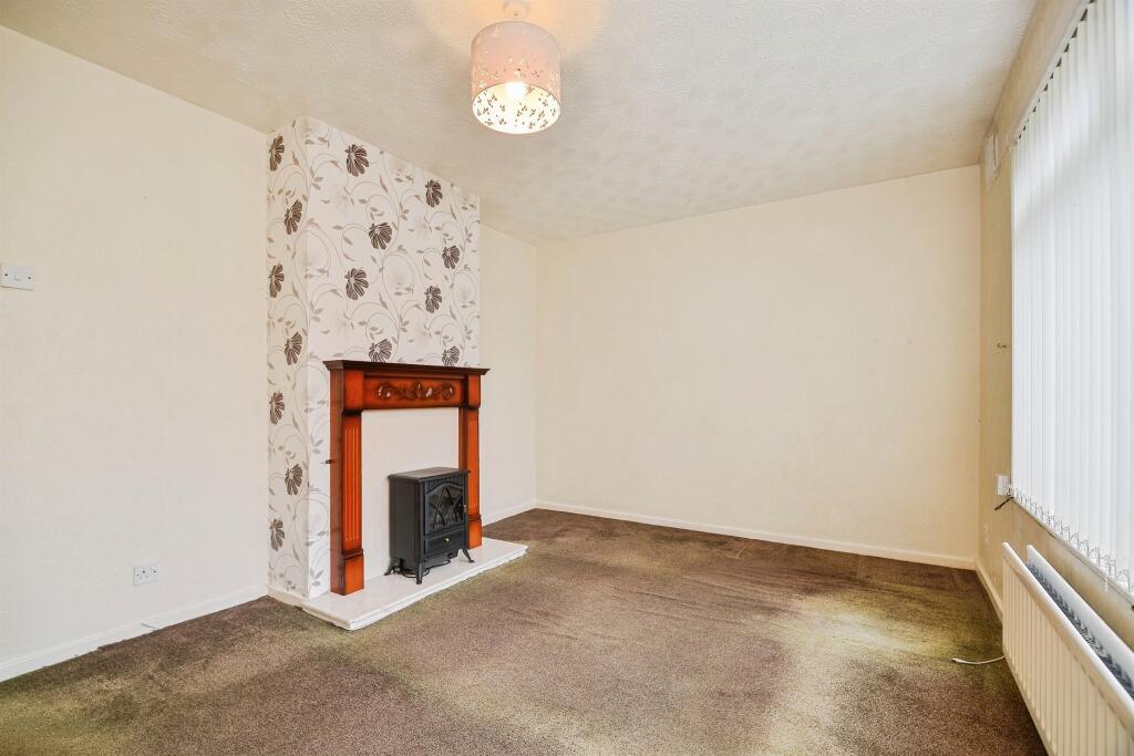 House in Stockton-on-Tees - View 3