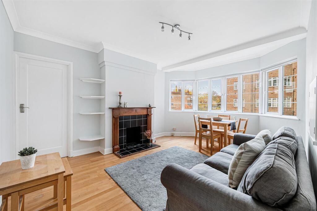 Main image of property: Chiswick Village, Chiswick, W4