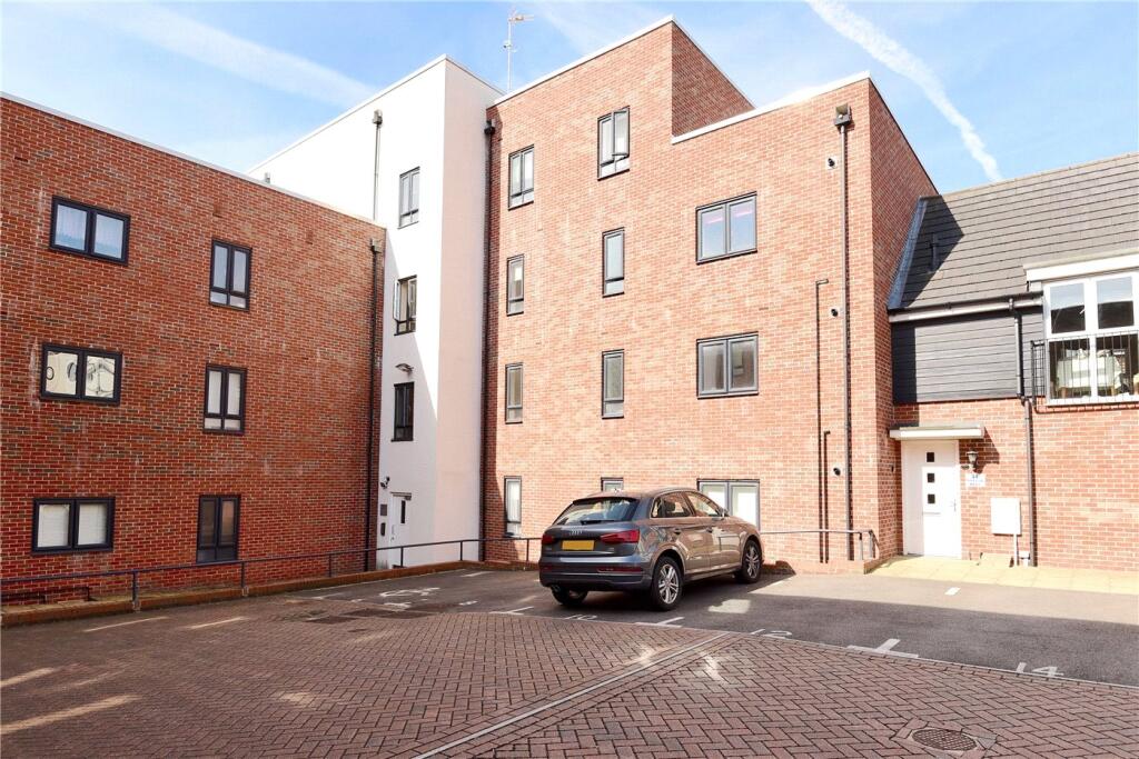 Main image of property: Sinclair Drive, Basingstoke, Hampshire, RG21