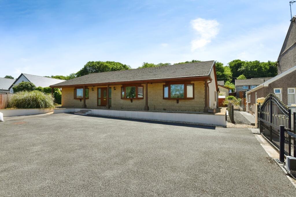 Main image of property: New Ceidrim Road, Garnant, Ammanford, Carmarthenshire, SA18