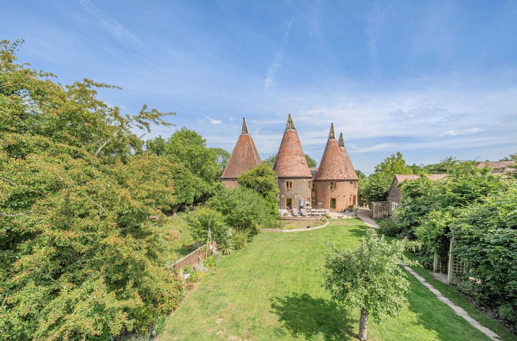 5-bed other on Pike Fish Lane, Paddock Wood, TN12, £1,250,000