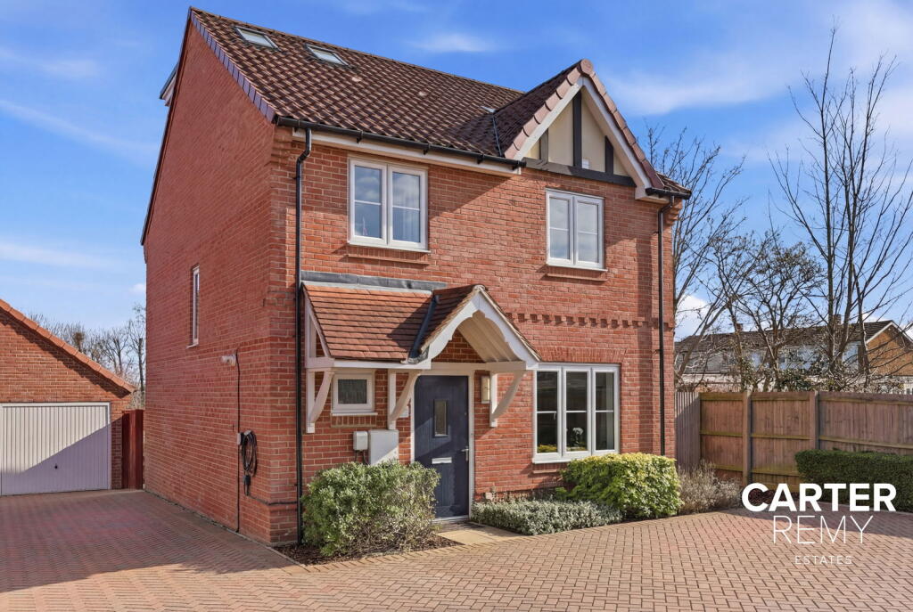 Main image of property: Abingdon Close, Basildon, SS15
