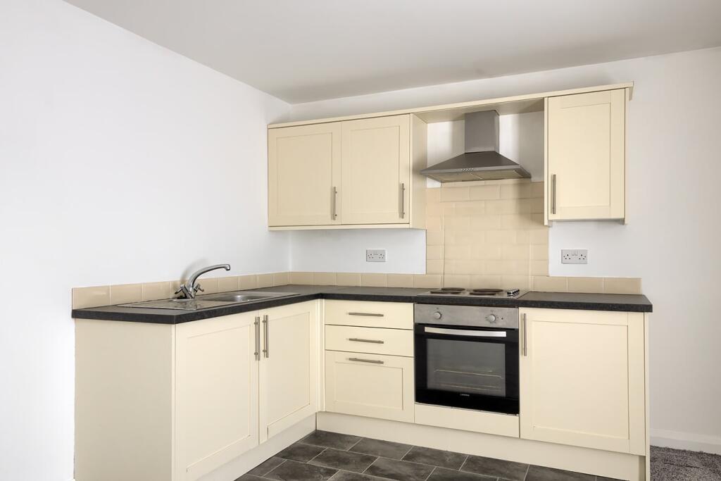 Additional image 4 of 131 Burnley Road, Padiham, Burnley, Lancashire, BB12