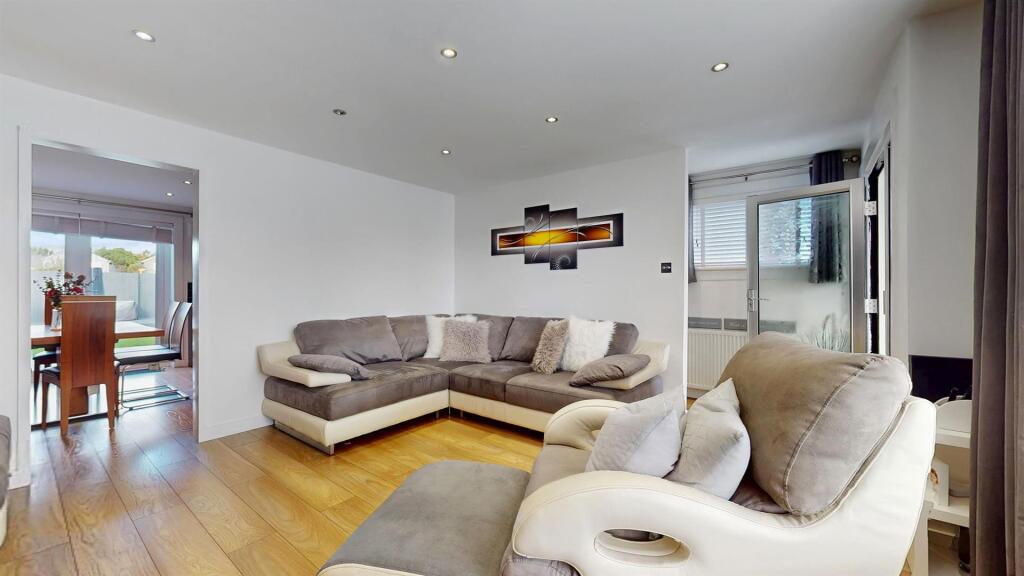 House in Bishopton, Dargavel Village - View 5
