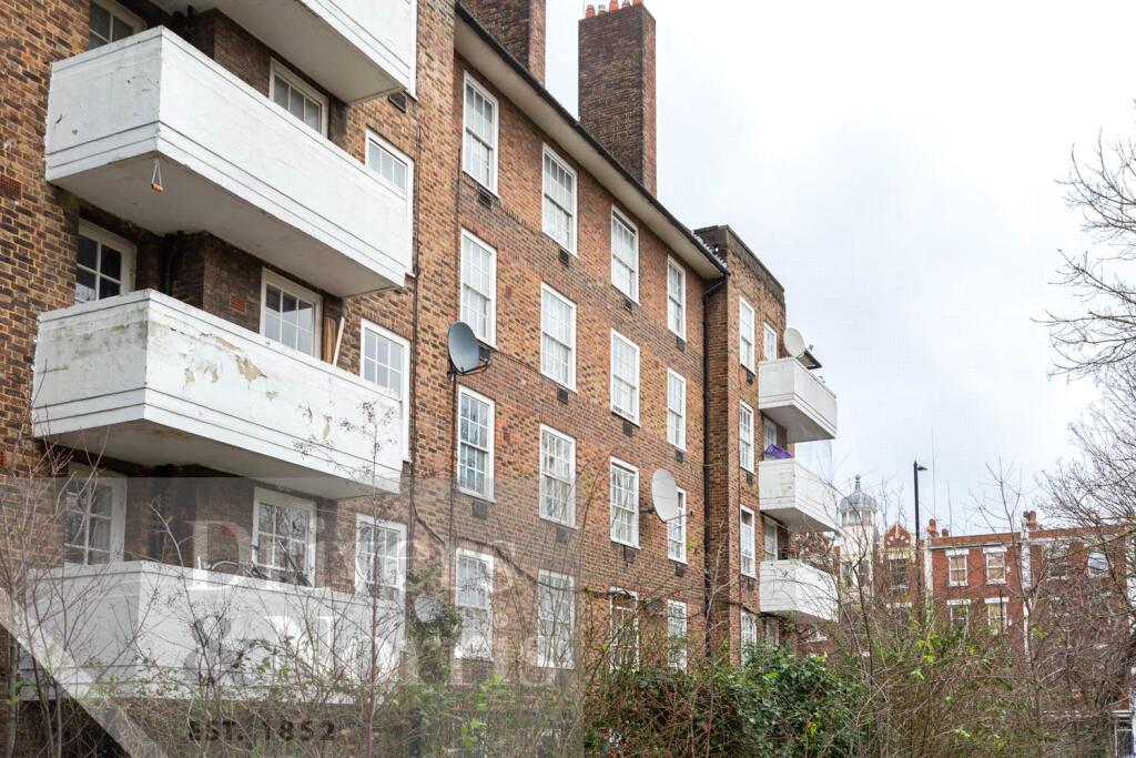 Apartment in London - View 4