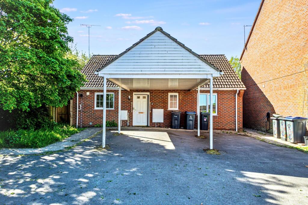 Main image of property: 4 Ferris Close, Rowde, Devizes, SN10 2NJ