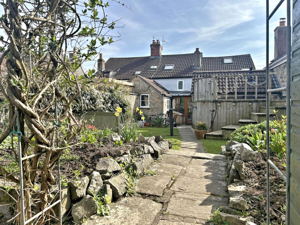 Main image of property: Down Road, Alveston, South Gloucestershire, BS35