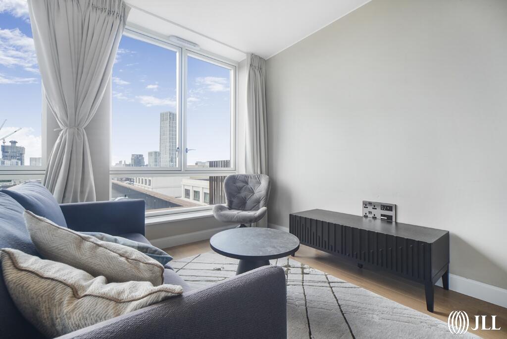 1 bedroom ground floor flat for rent