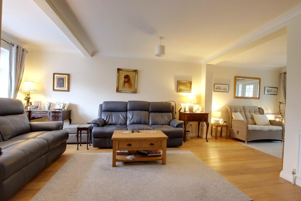 House in Portsmouth - View 3