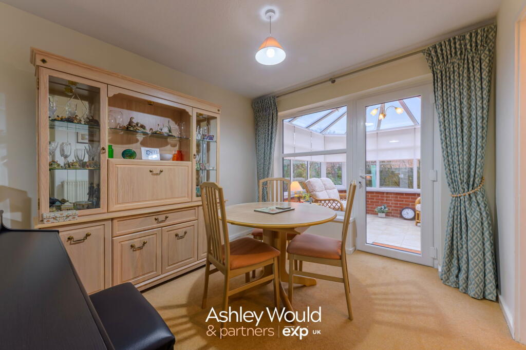 House in Birmingham, New Frankley in Birmingham - View 4