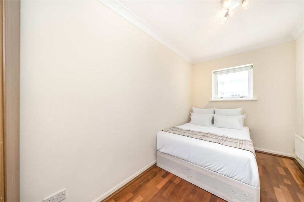 Apartment in London, Britannia Village, Silvertown - More