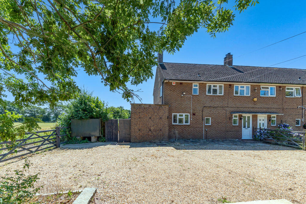 House in Dacorum, Great Gaddesden - View 3