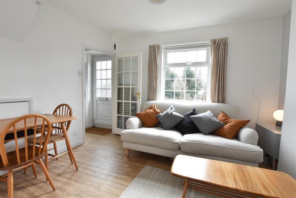 House in Eastbourne, East Sussex - View 5