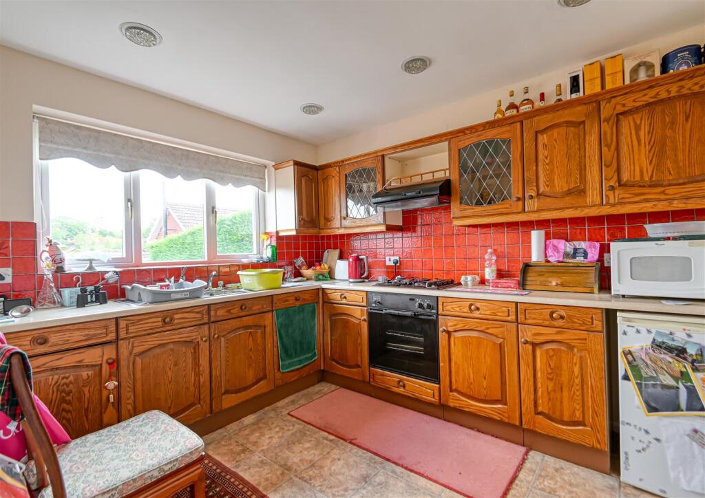 House in Bridgnorth, High Town, Oldbury - View 3