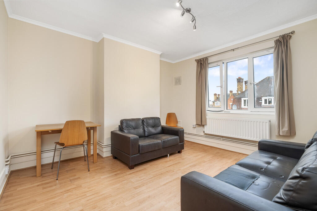 Apartment in London - View 3