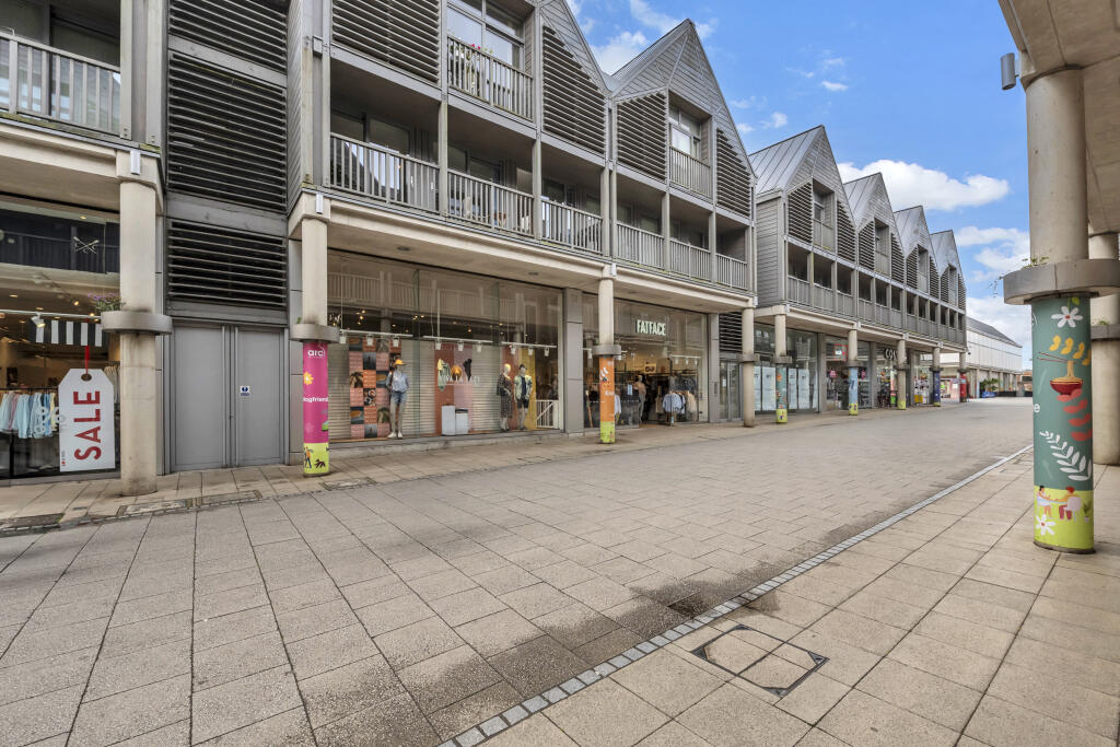 Main image of property: Walpole House, Auction Street, Bury St Edmunds, IP33 3FF