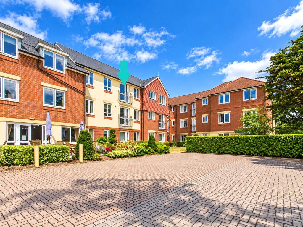Main image of property: Stuart Road, Highcliffe, Christchurch, Dorset, BH23