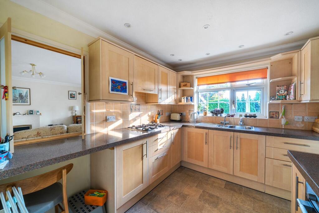 House in New Forest, Durns Town, Sway - View 5
