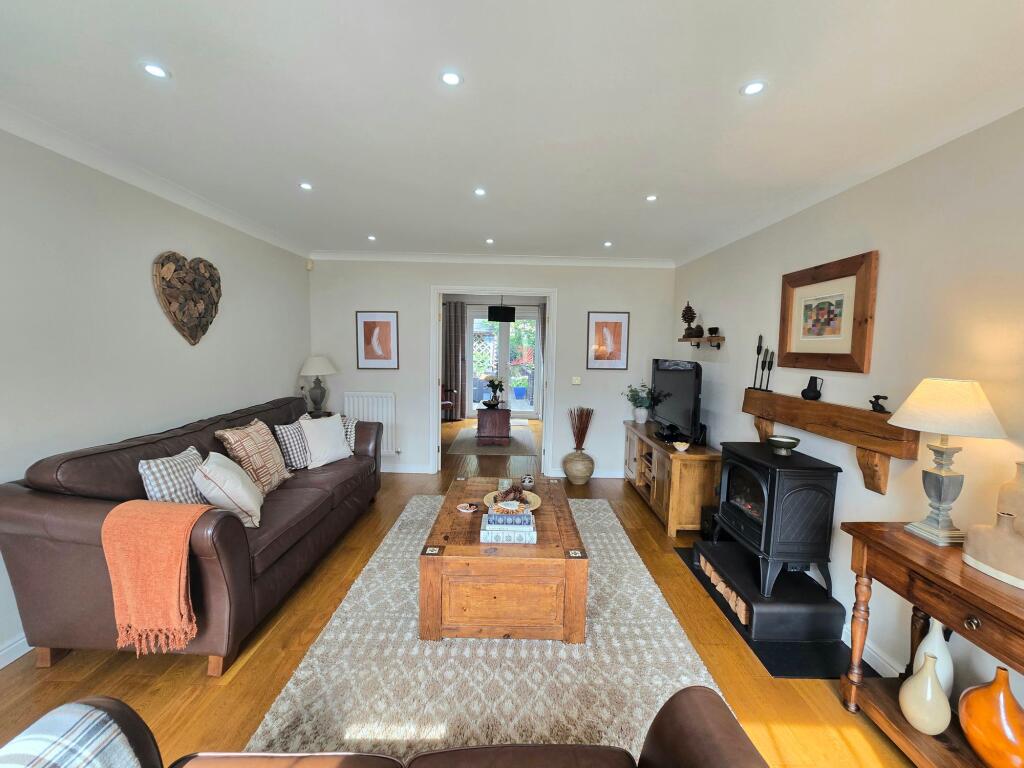 House in Cardiff - View 2