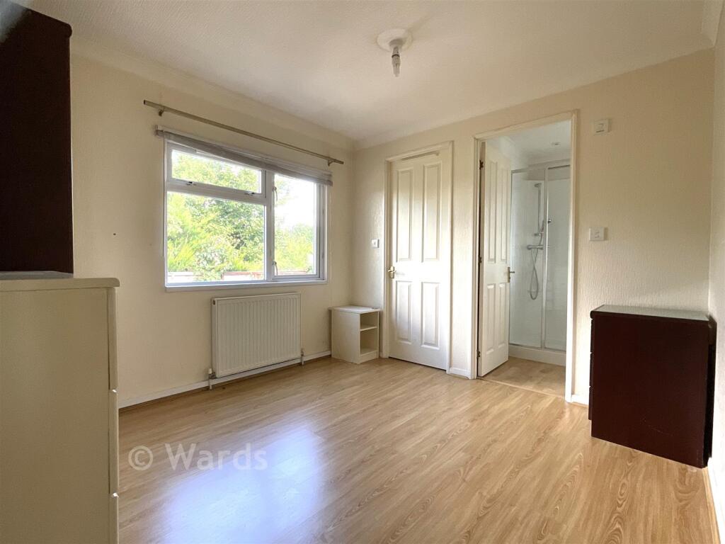 House in Tonbridge - View 4