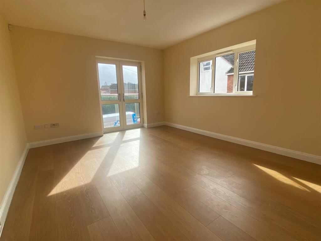 Wharf Road, Gnosall, Stafford photo 4