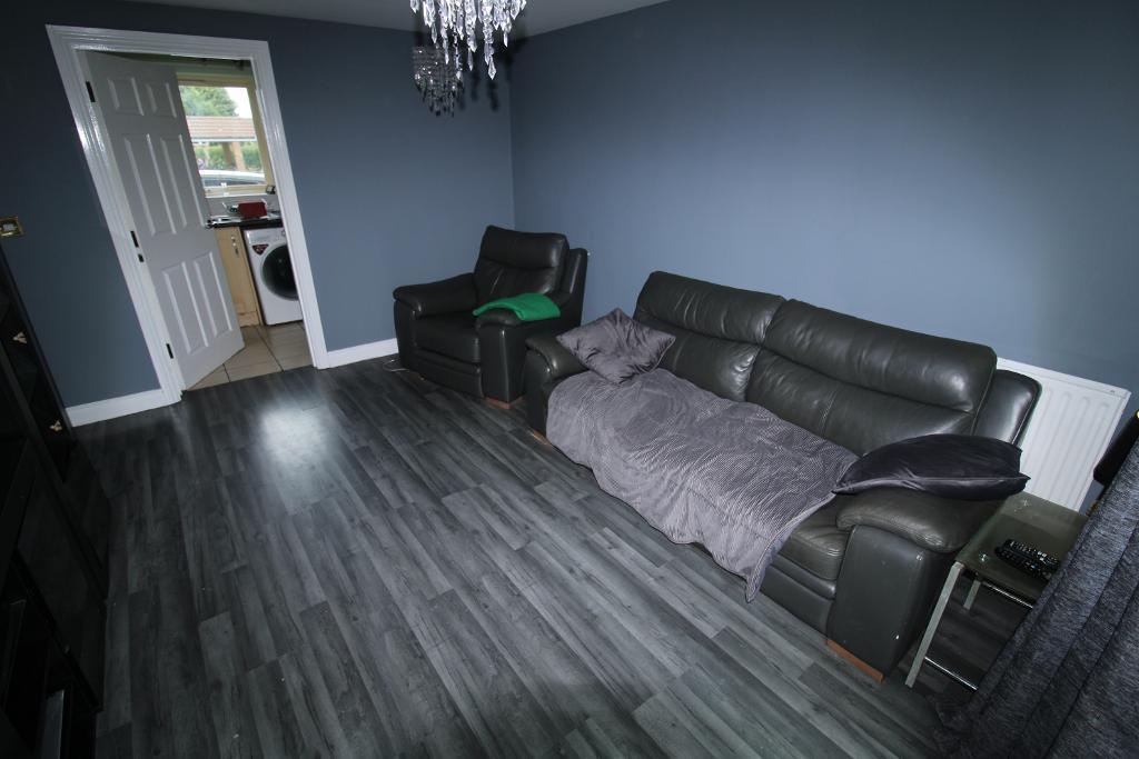Apartment in Milton Keynes - View 4