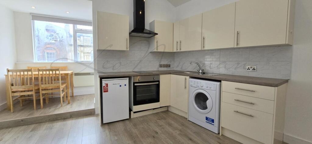 Main image of property: Northbrook Street, Newbury, RG14